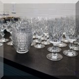 G04. Crystal stemware. 